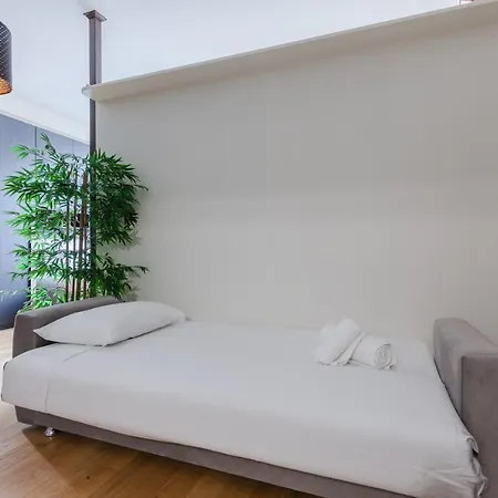 Apartment Stylish & Modern Studio